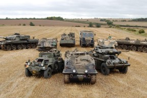 KAIYUNAPP-足球行业企业积极布局新兴市场，拓展国际合作，足球行业分析报告