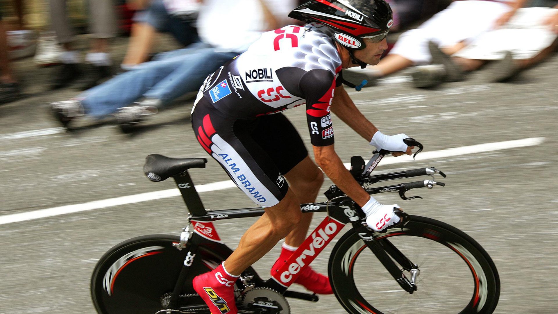 阿尔巴尼亚男篮在欧洲预赛中展现英勇，期待突破