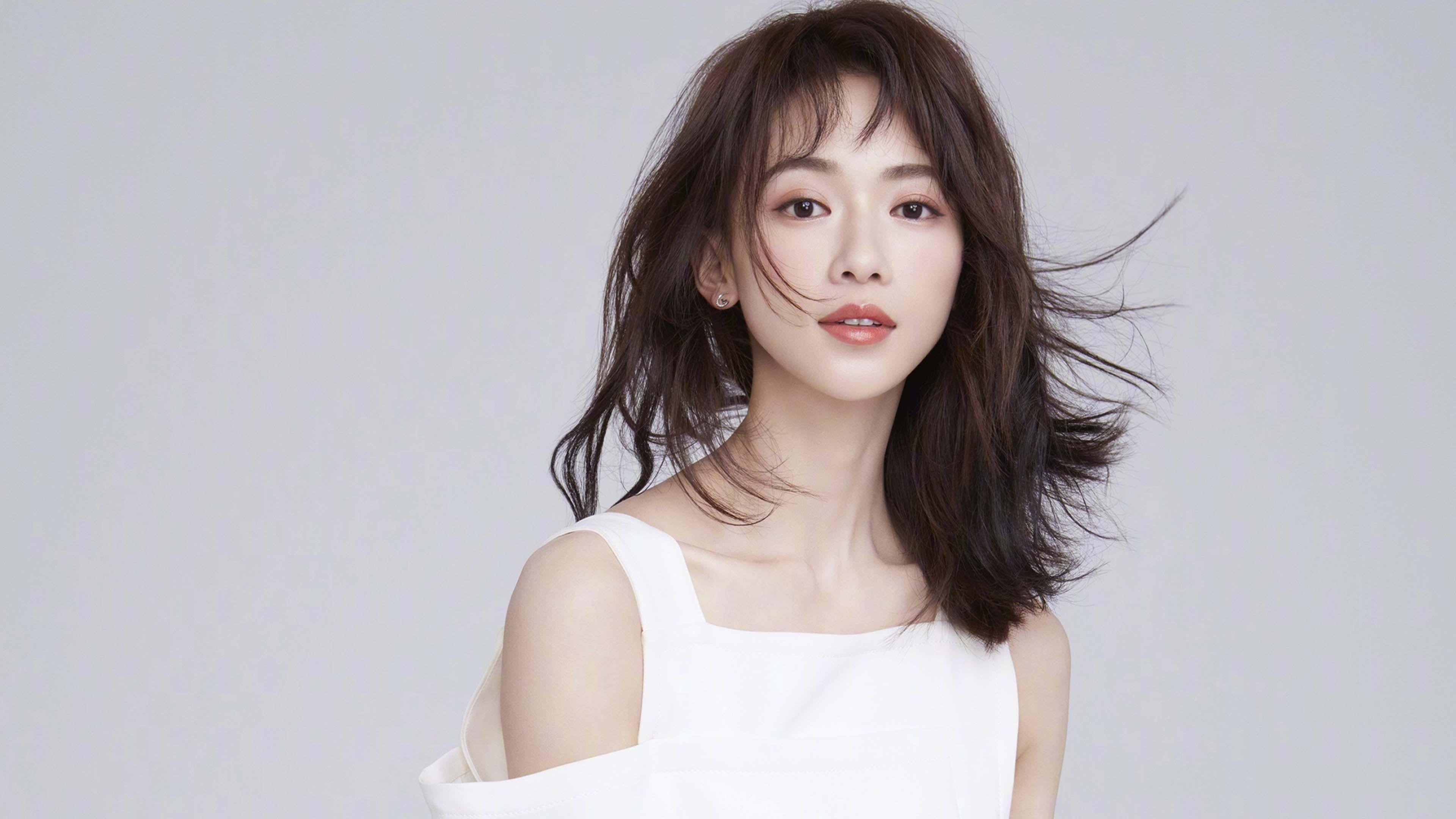 五大联赛板凳席情绪管理成为主教练考题